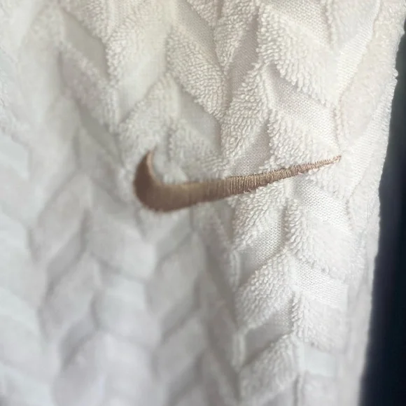 Nike Everyday Modern Joggers Textured White Gold Emblem-Size S - Picture 4 of 7